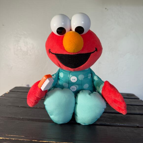 Sesame Street Talking Elmo Teaches Teeth Brushing-2019 - Picture 1 of 6